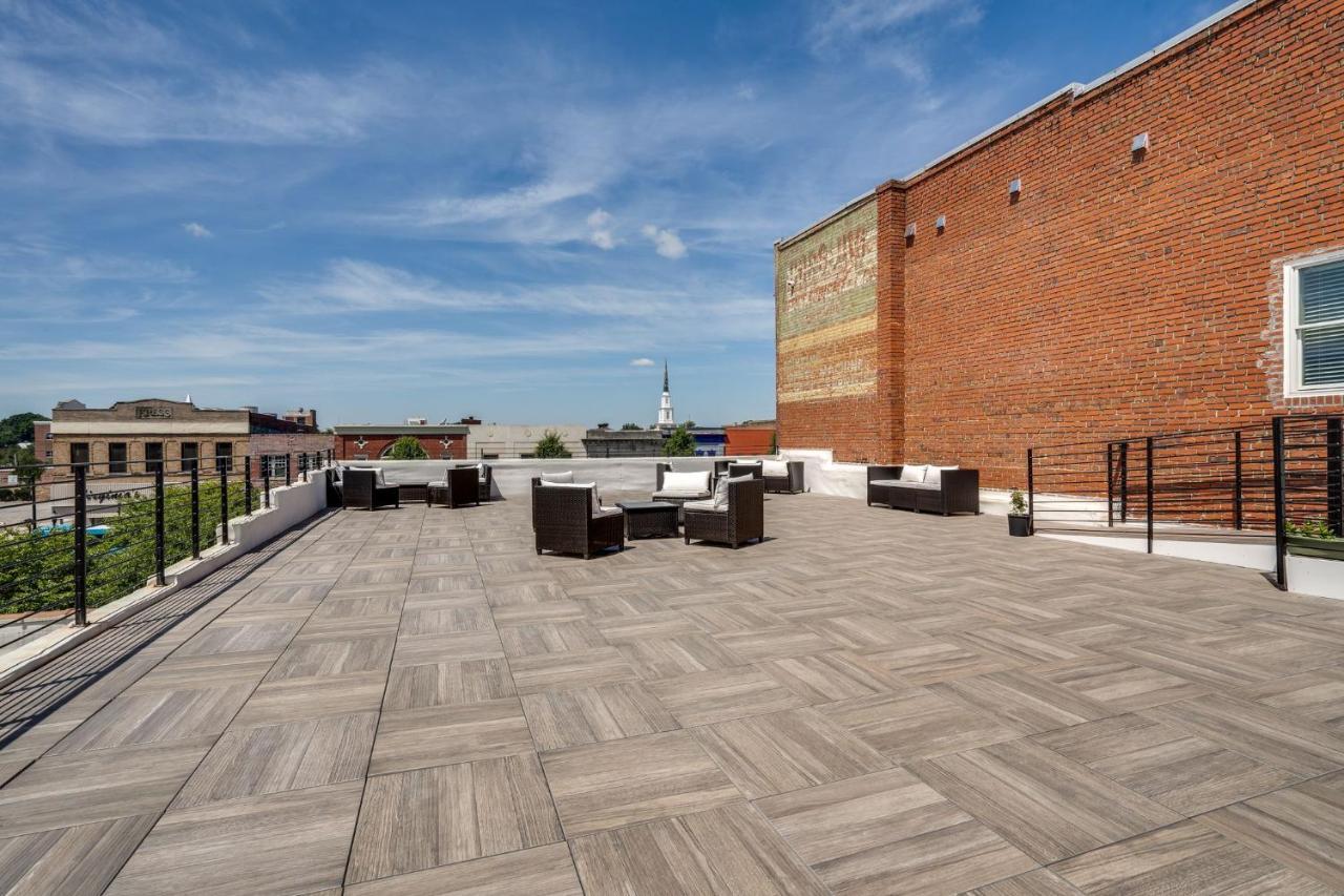 Апартаменты The Davis Lofts At Main Street - Unit 3D Роки-Маунт Экстерьер фото